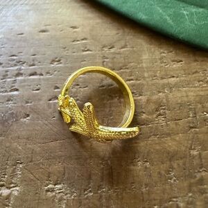 Gold Starfish Ring